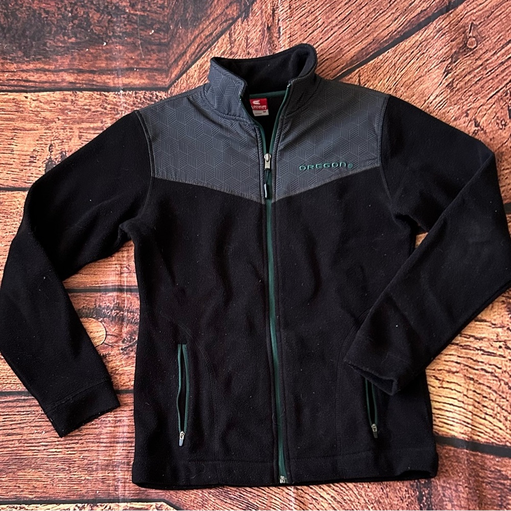 Colosseum Black and Gray Oregon Ducks Jacket
Size Medium‎